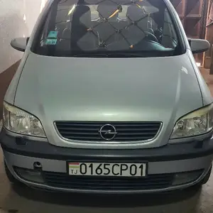 Opel Zafira, 2002