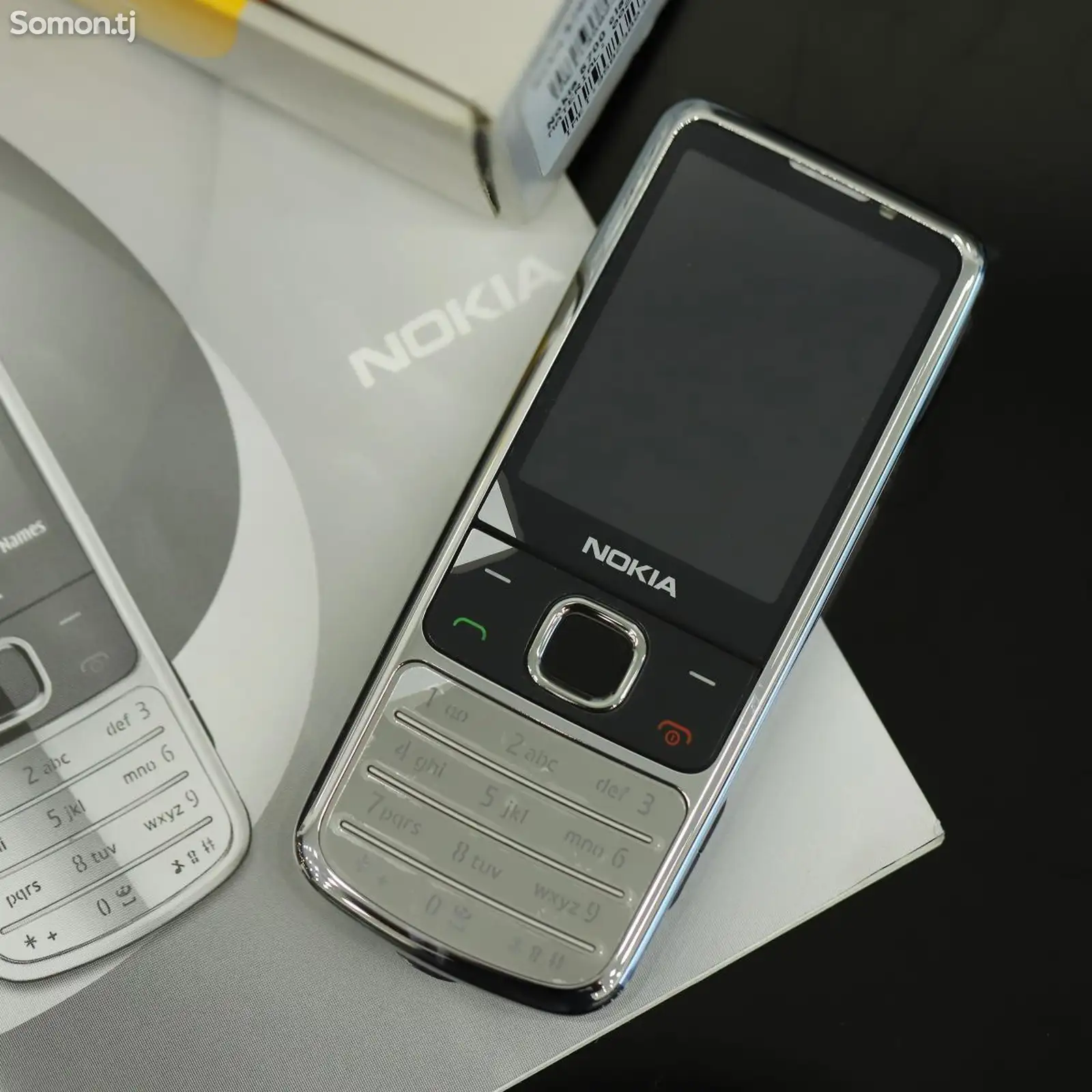 Nokia 6700-1