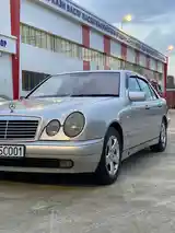 Mercedes-Benz E class, 1997-8