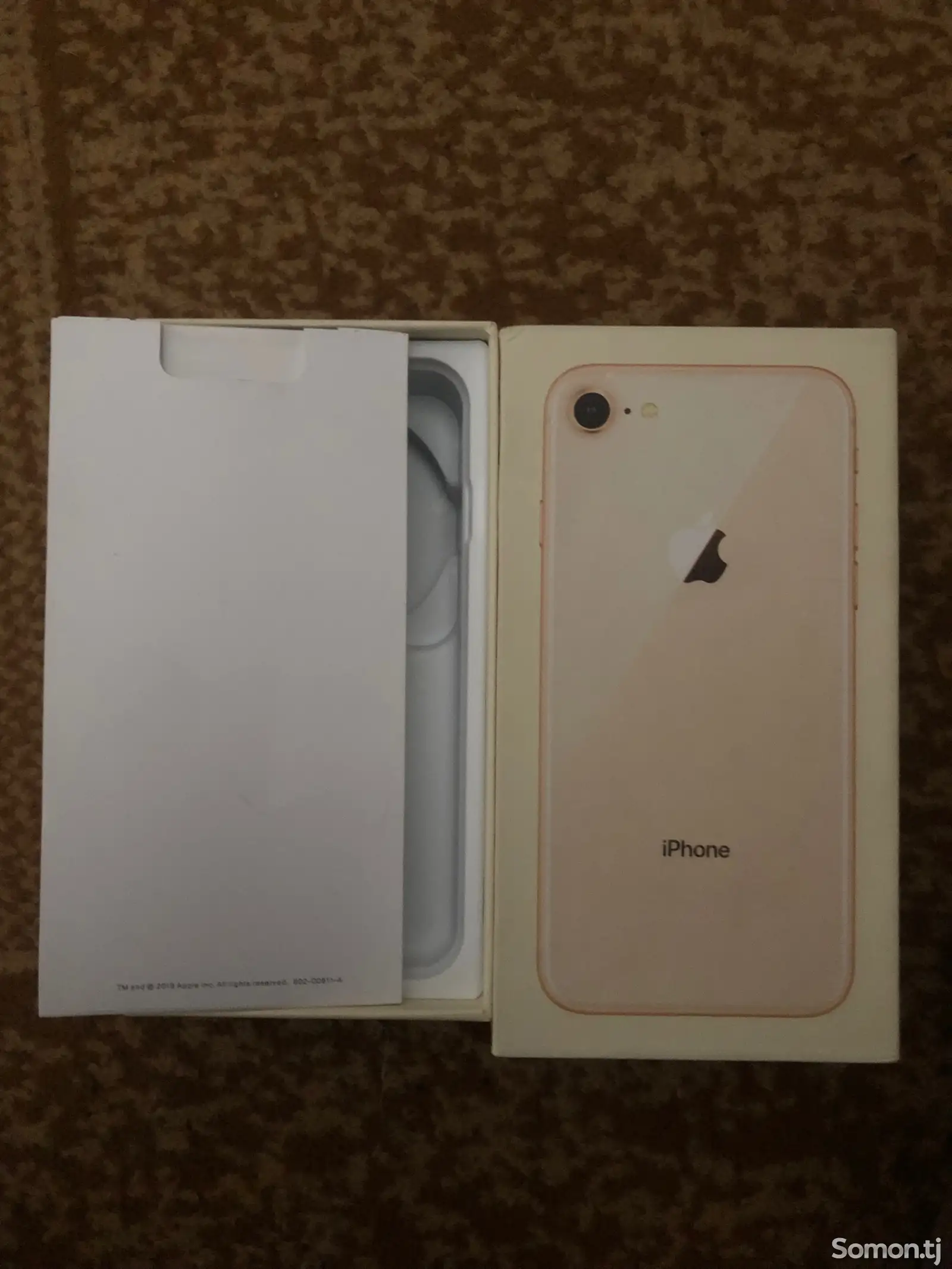 Apple iPhone 8, 64 gb, Gold-1