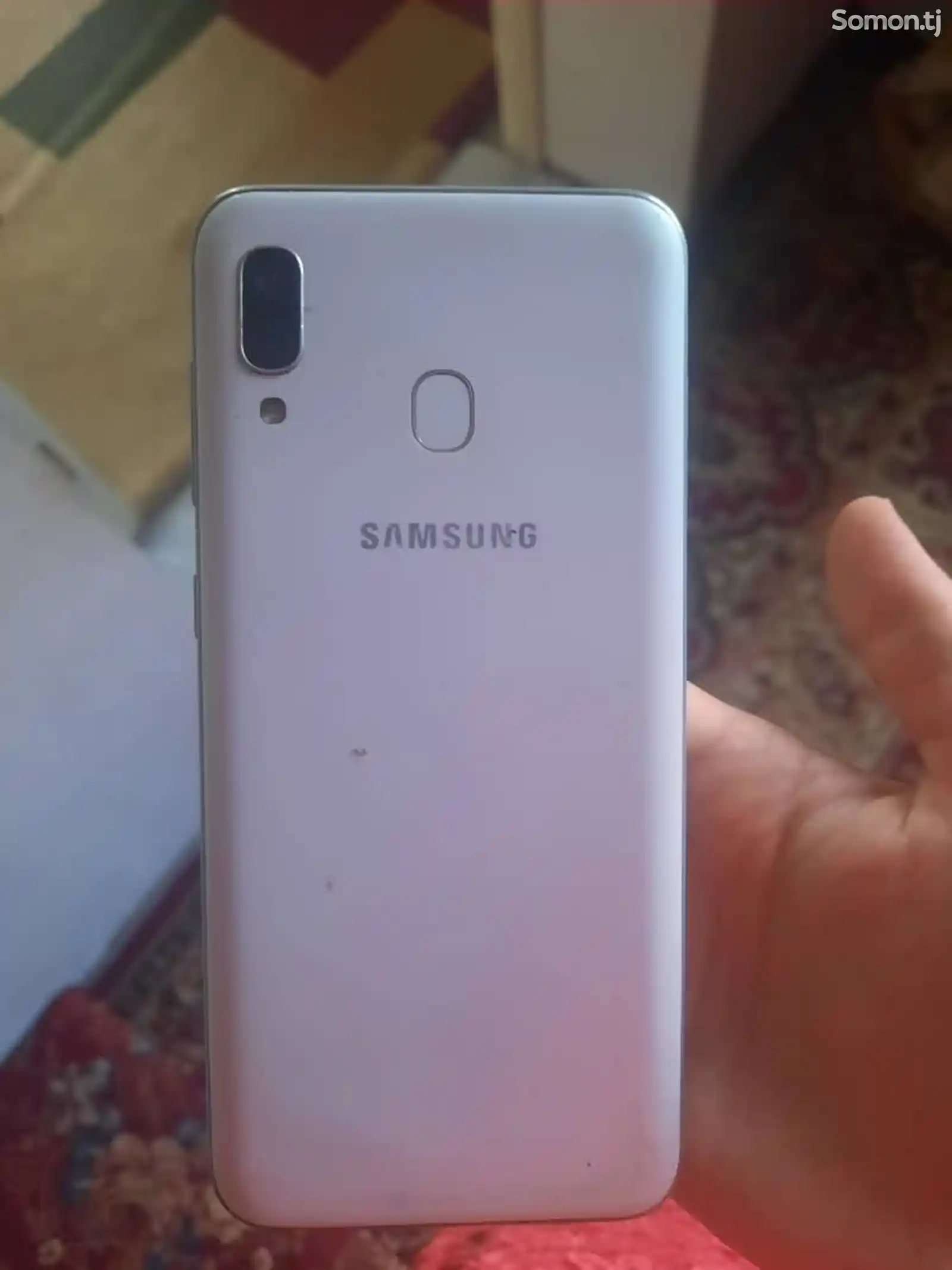 Samsung Galaxy A30-2