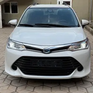 Toyota Fielder, 2015