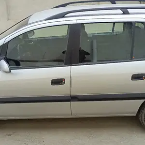 Opel Zafira, 2000