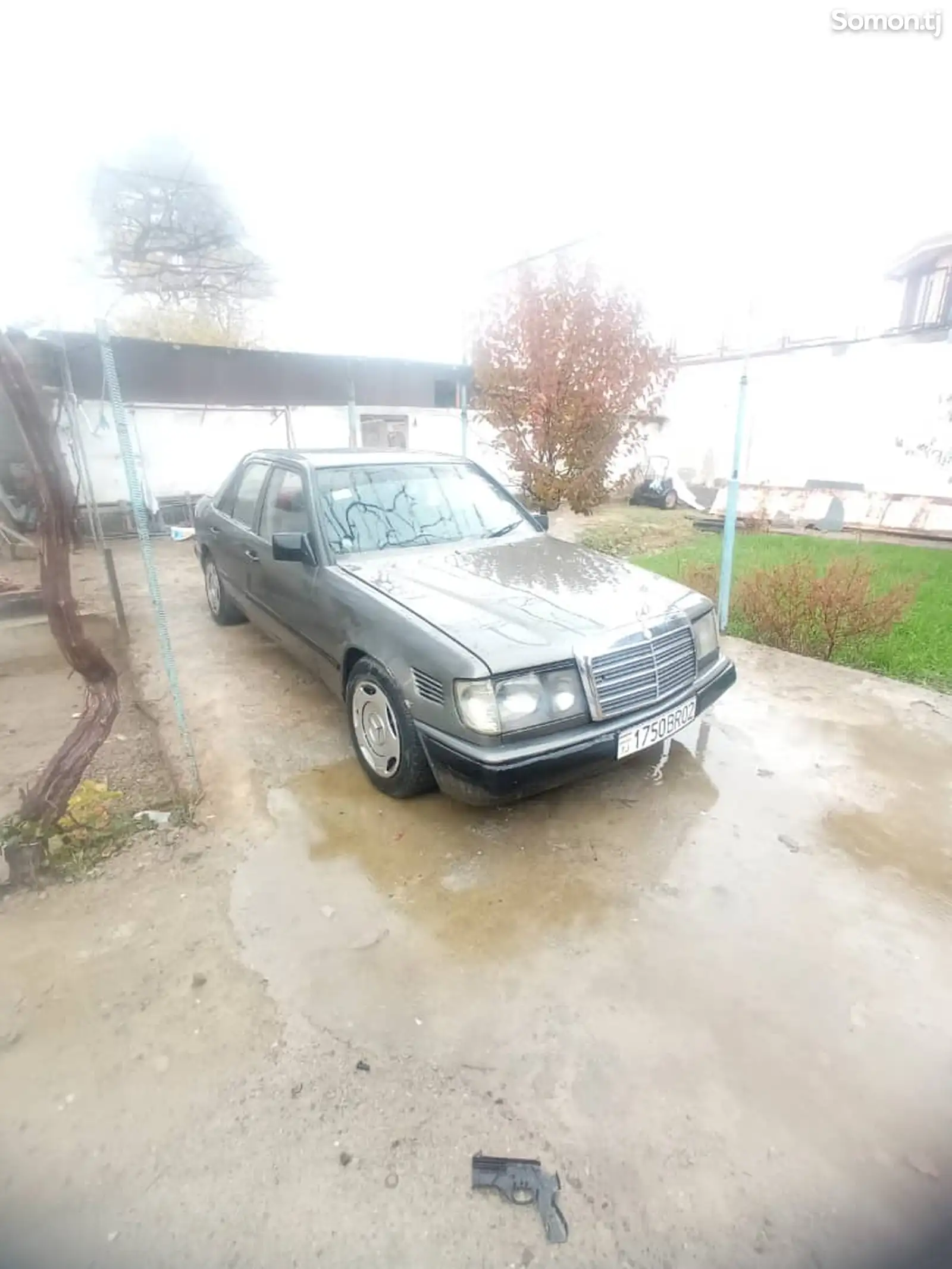 Mercedes-Benz W124, 1988-1