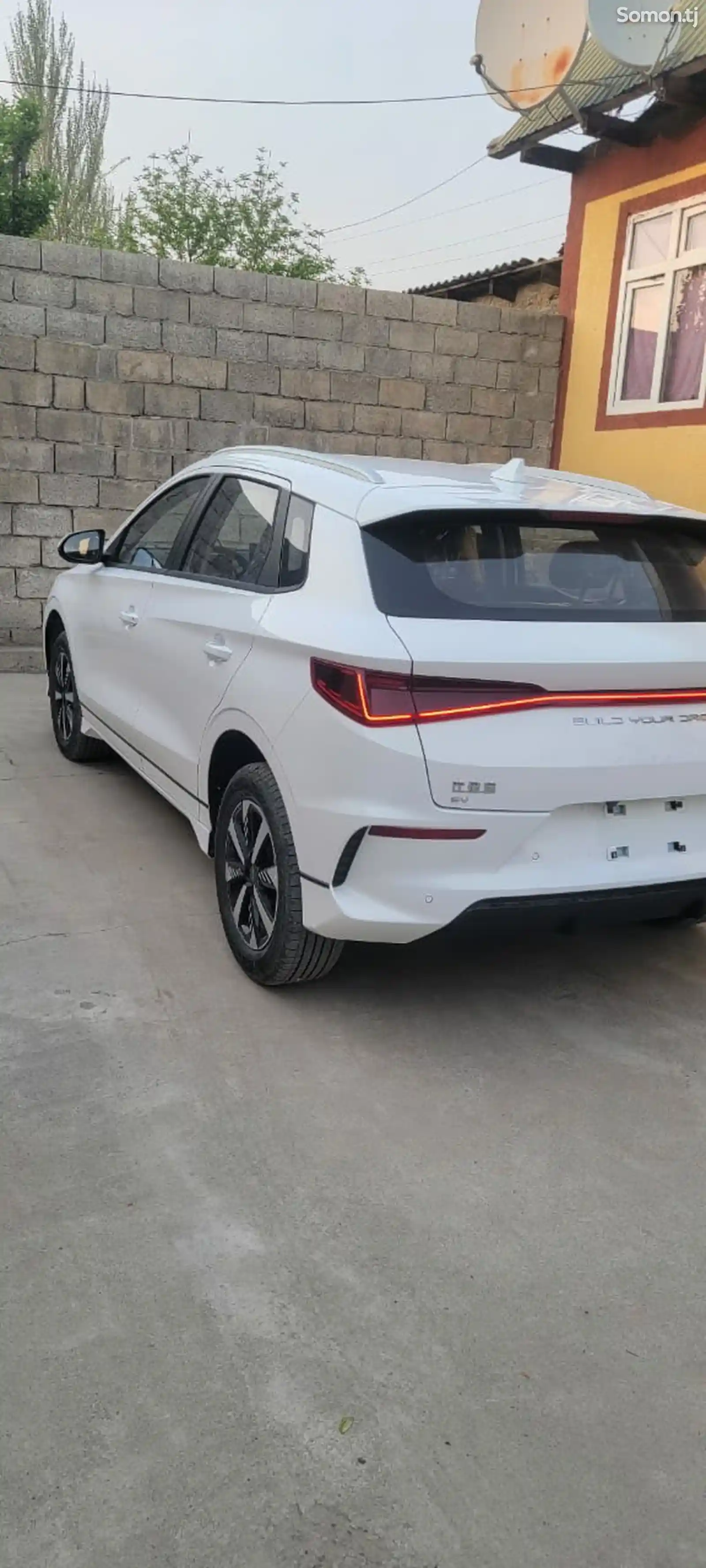 BYD E2, 2024-1