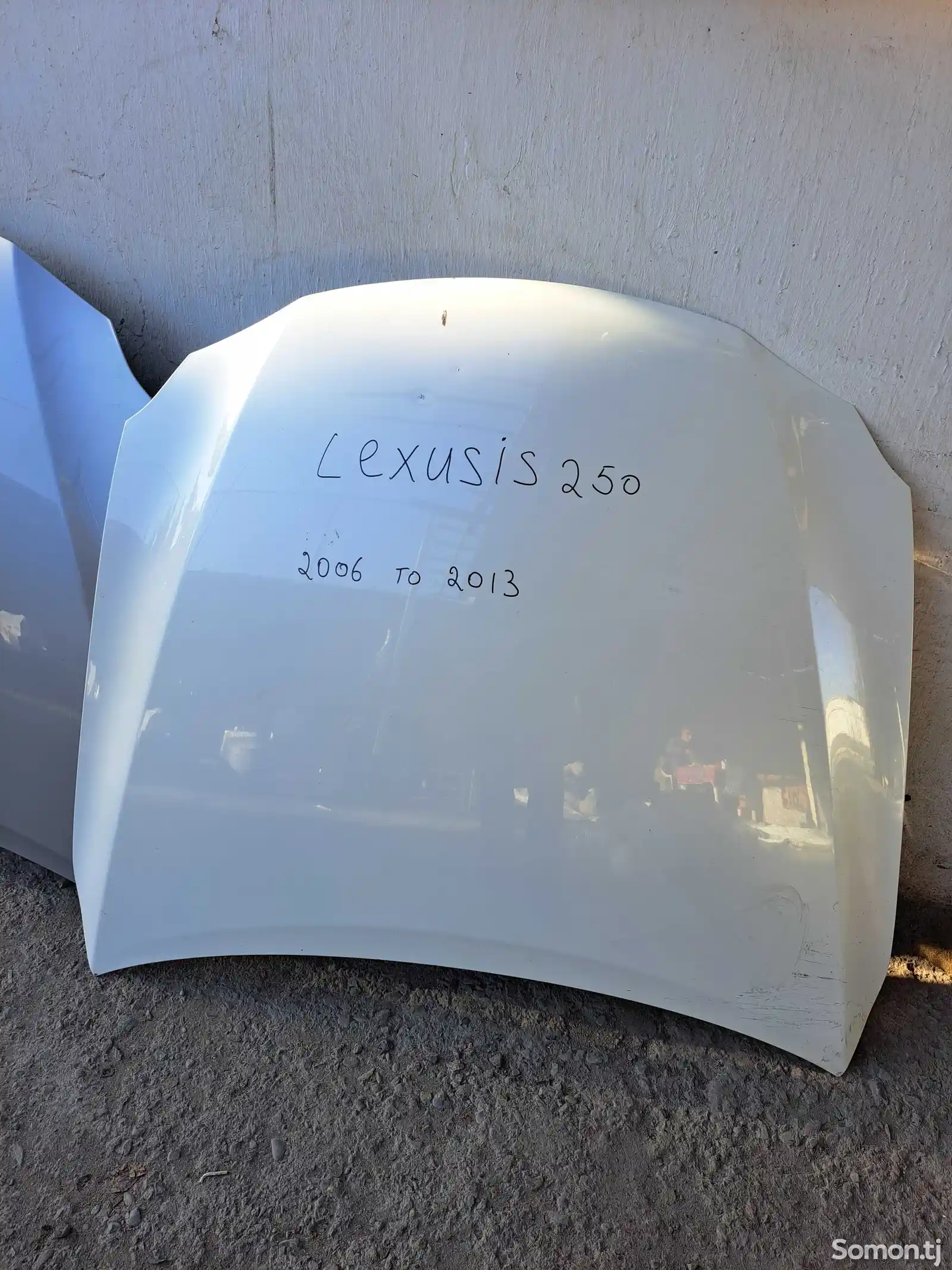 Капот на Lexus IS 250, 2006-2013-1