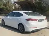 Hyundai Elantra, 2018-3