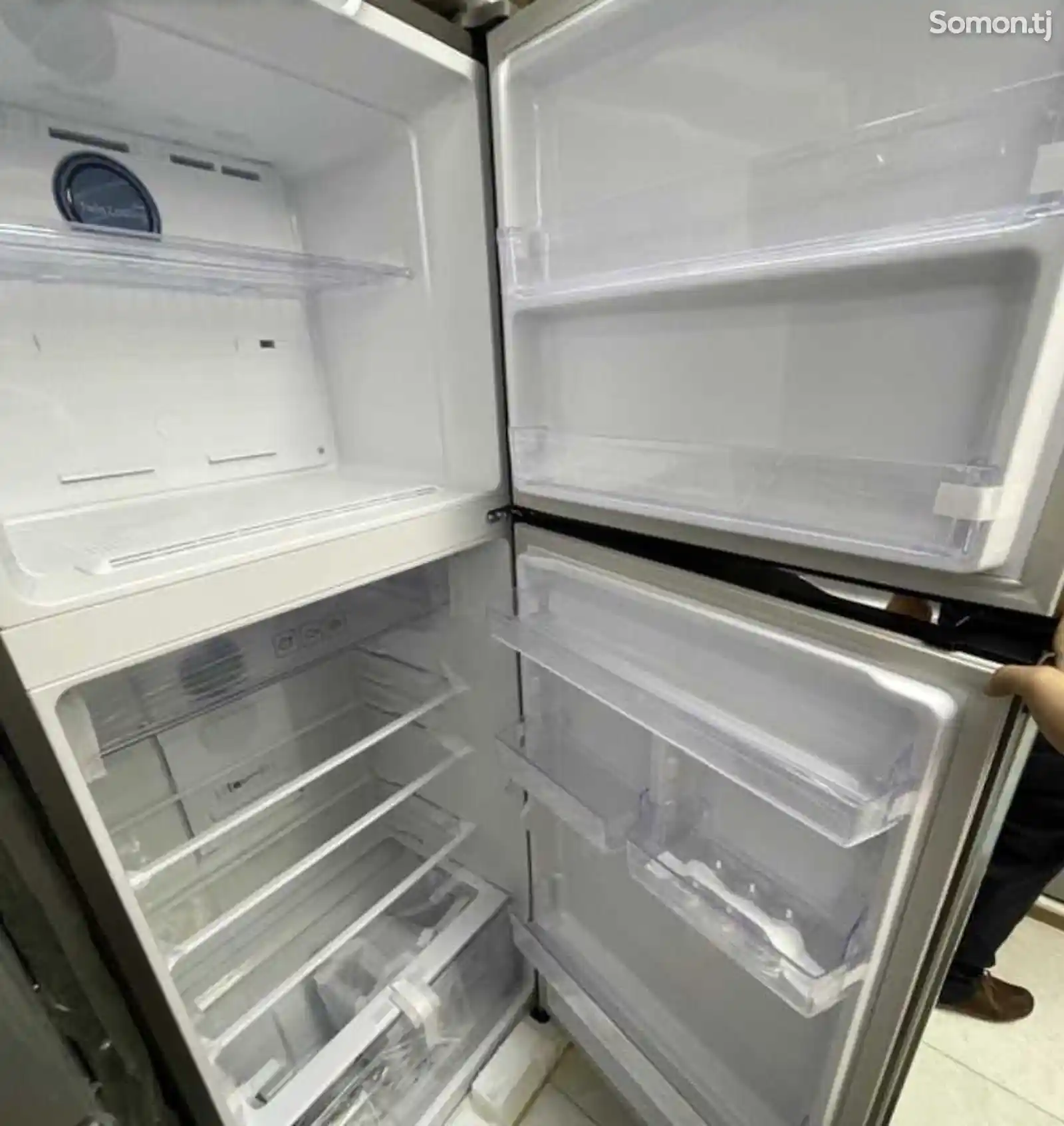 Холодильник Samsung RT38-2
