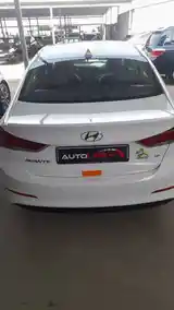 Hyundai Avante, 2018-4