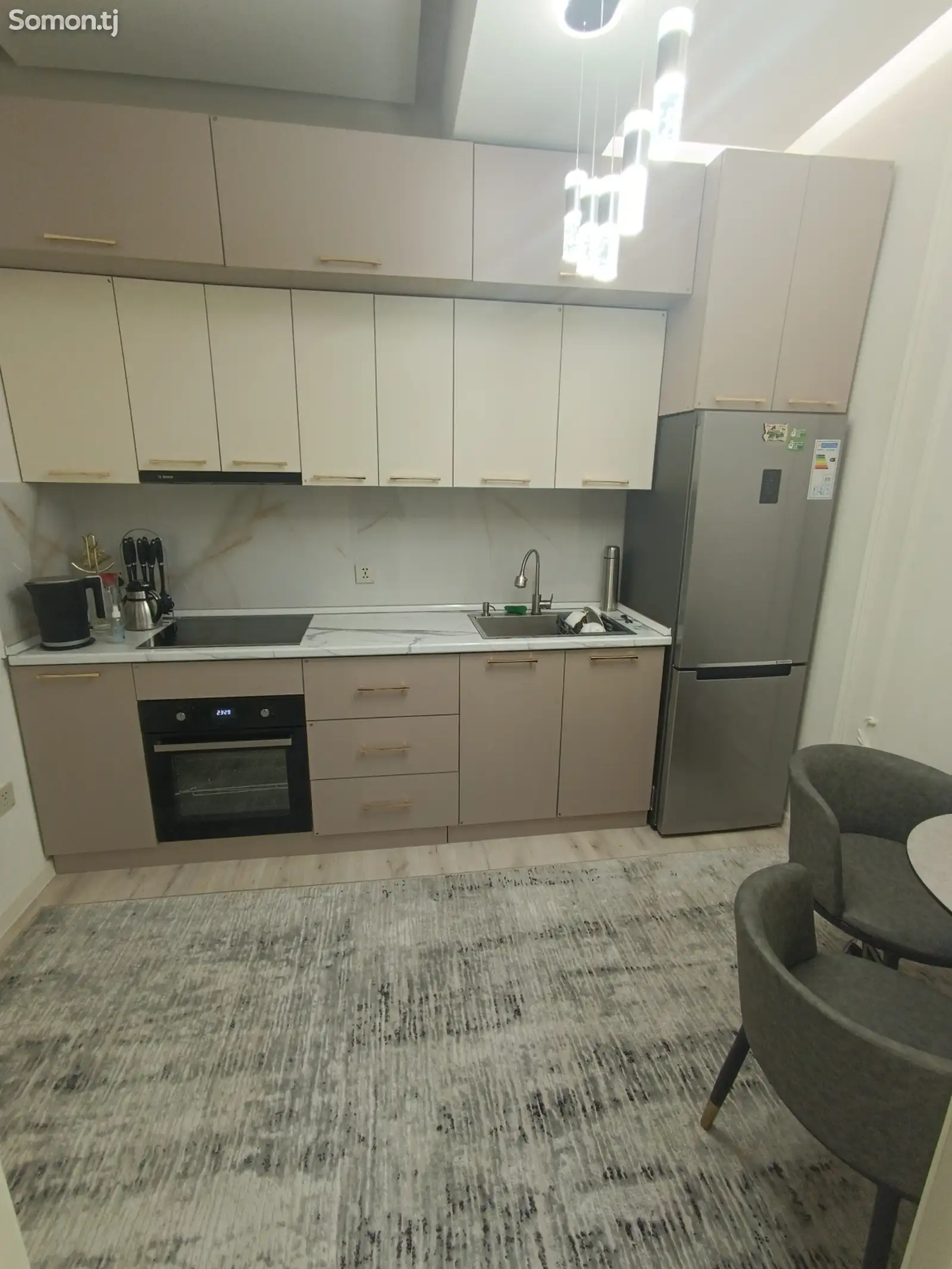 2-комн. квартира, 16 этаж, 70м², созидания-9