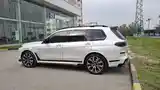 BMW X7, 2023-15