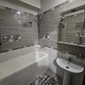 2-комн. квартира, 5 этаж, 60м², 19мкр