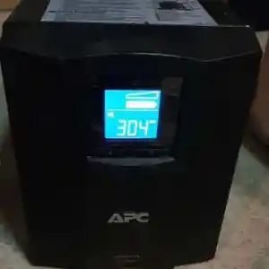 Источник бесперебойного питания APC Smart-UPS С 1000VА LCD