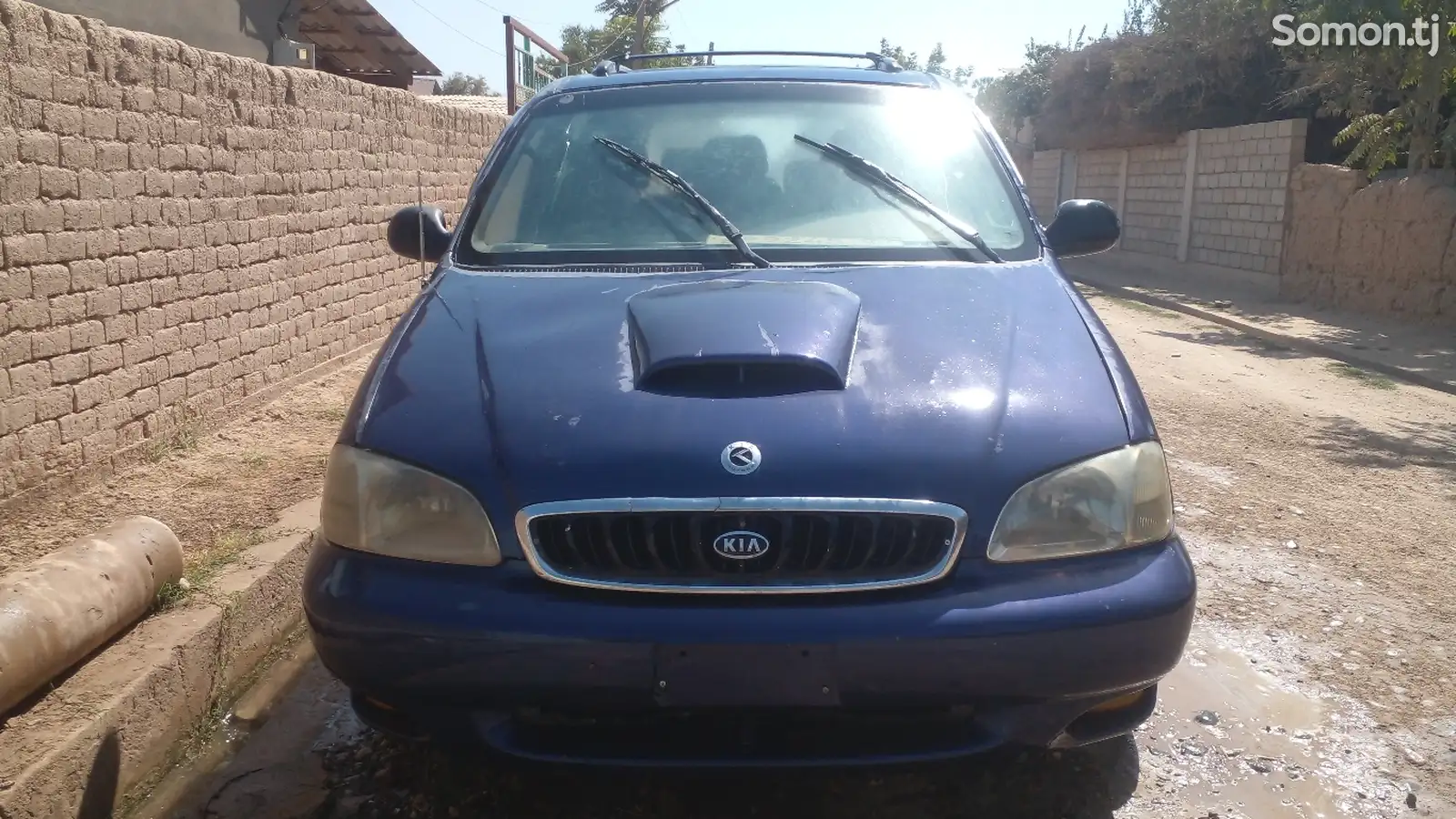 Kia Carnival, 1998-1