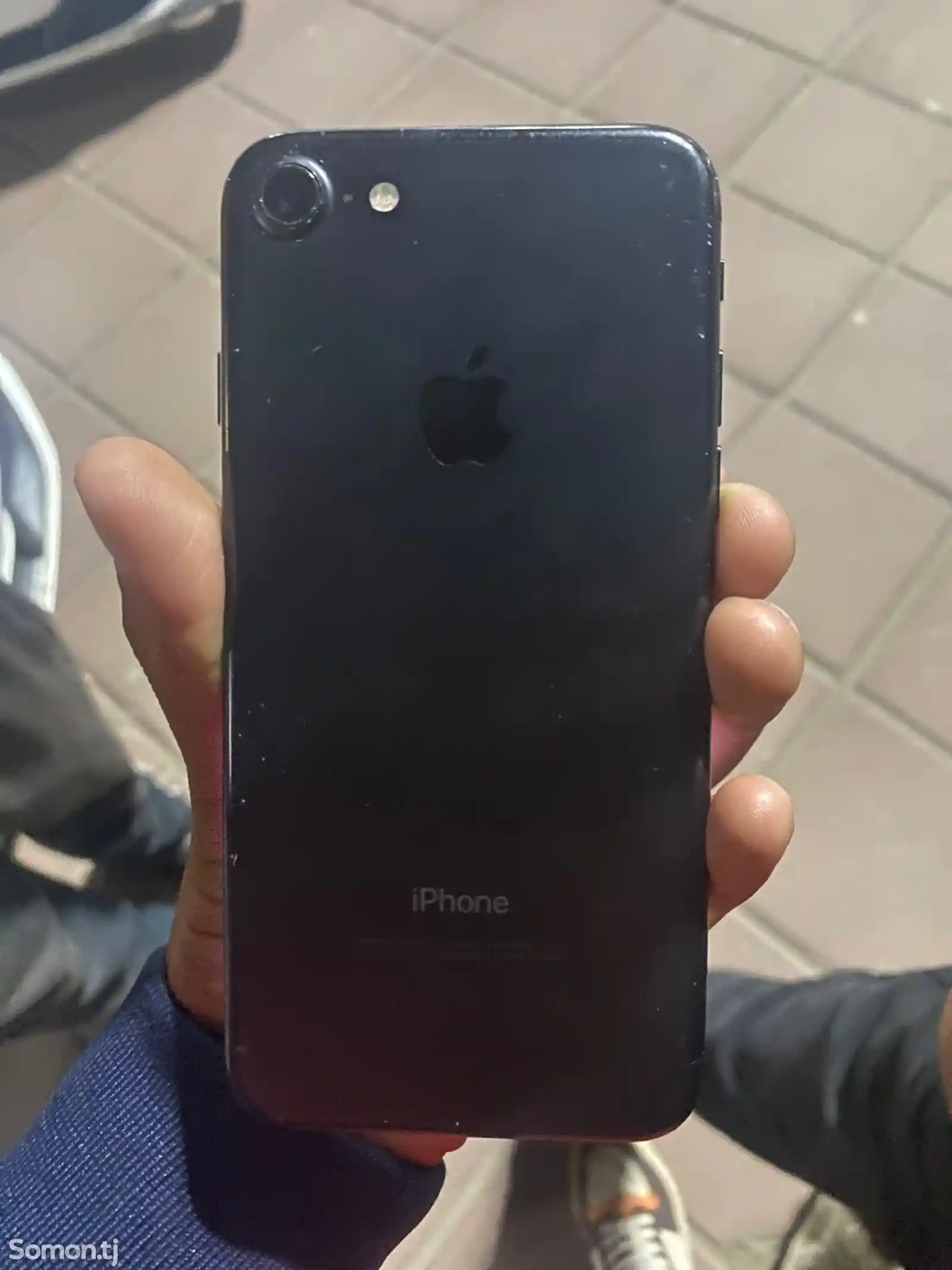 Apple iPhone 7, 32 gb-1