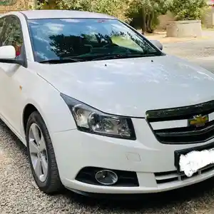 Chevrolet Cruze, 2010