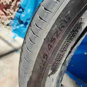 Покрышки Hankook R17