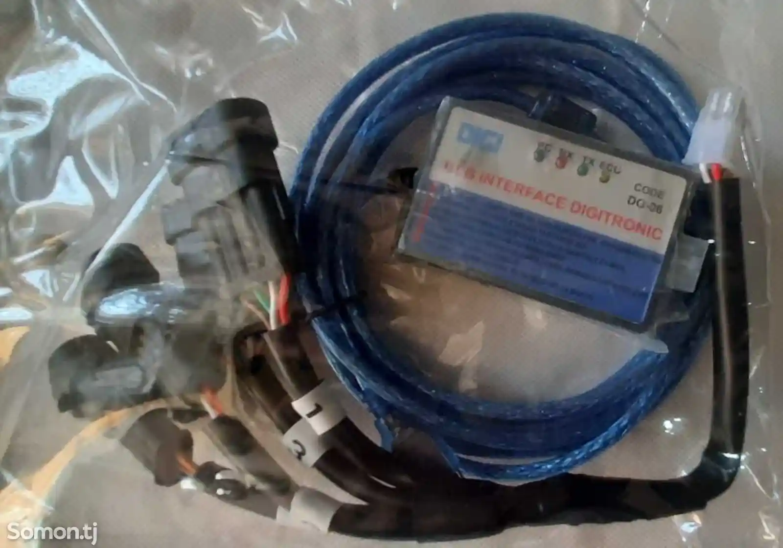 Универсальный кабель Euro-4-1