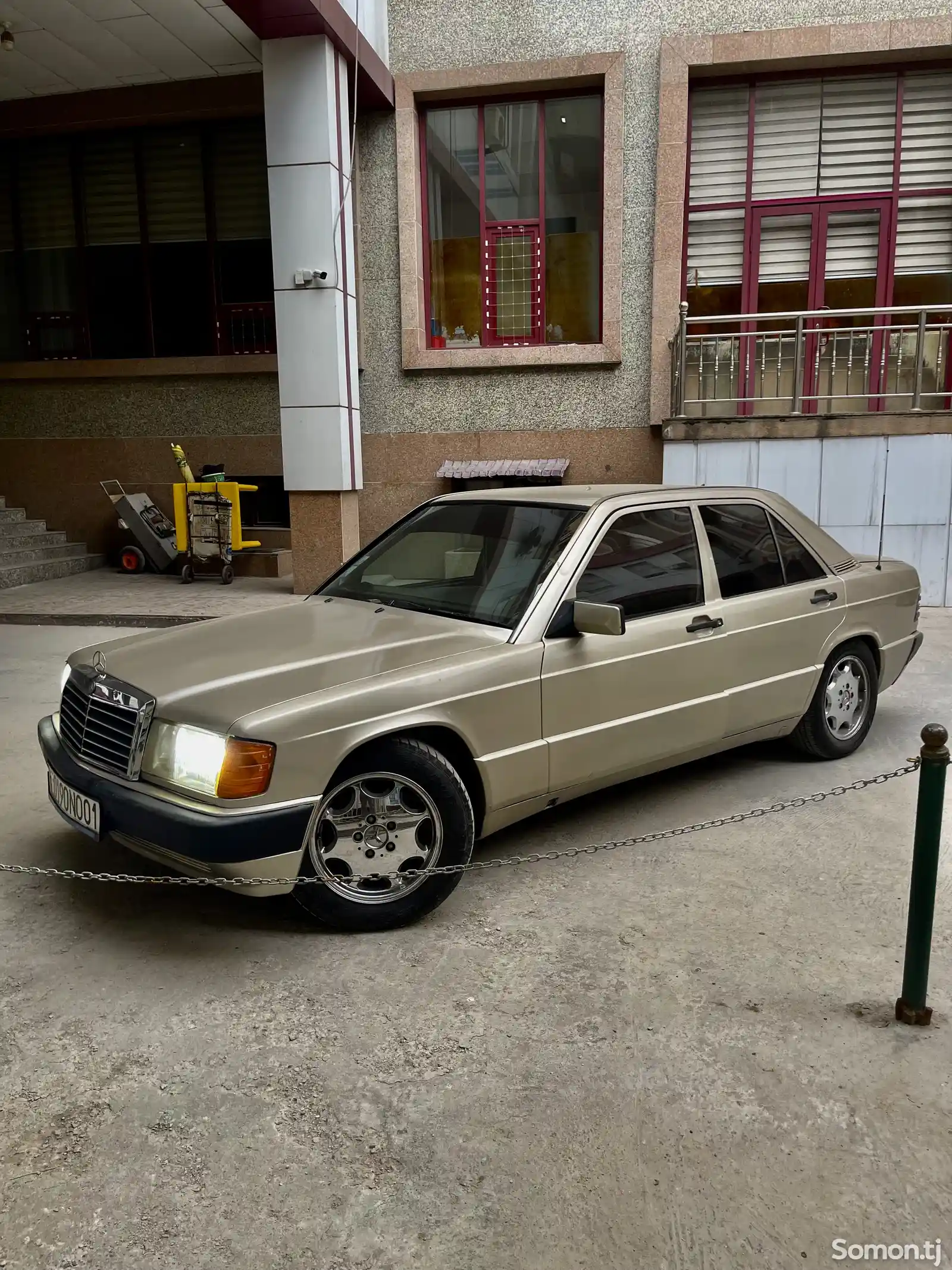 Mercedes-Benz W201, 1986-4