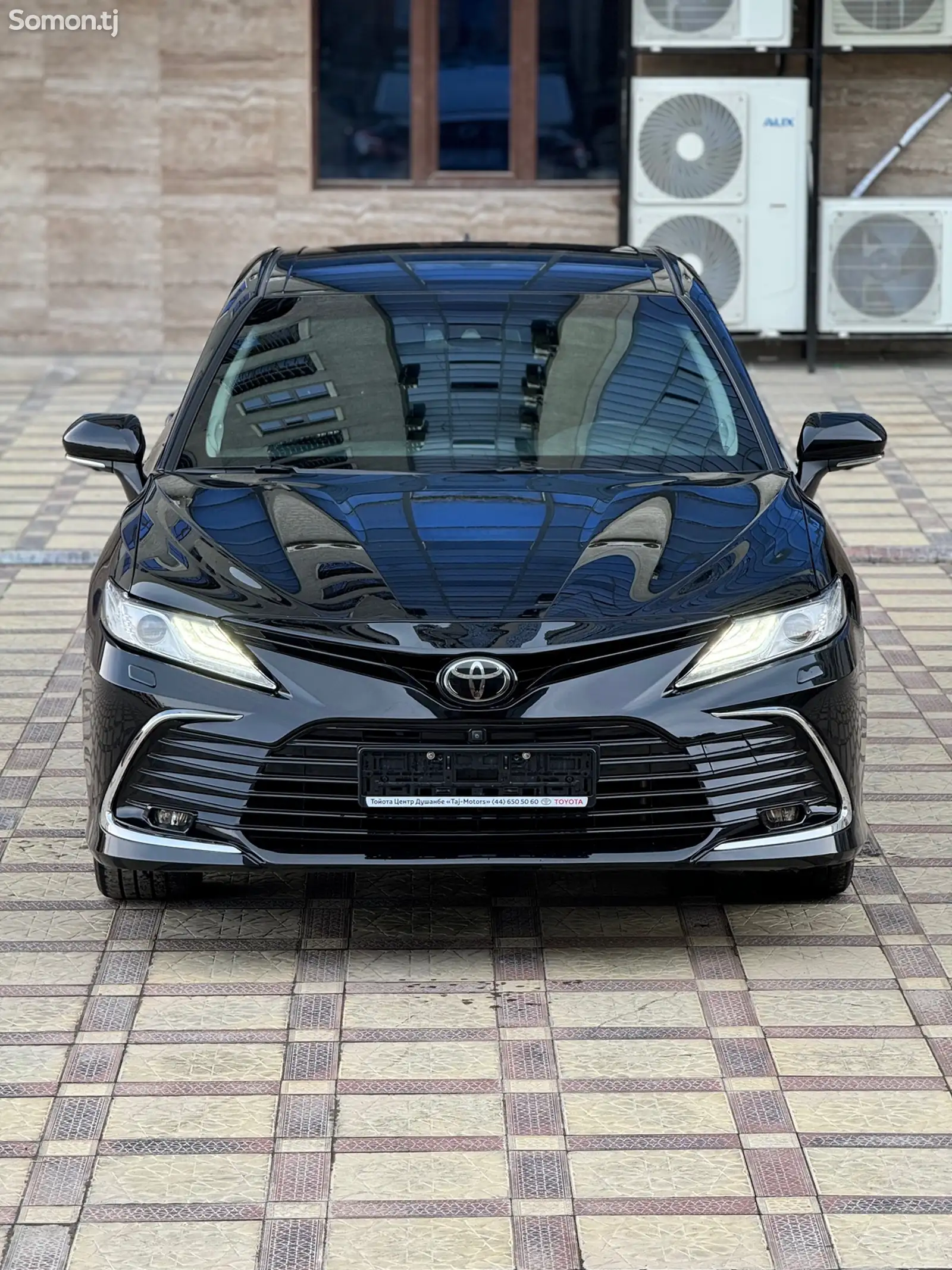 Toyota Camry, 2020-1