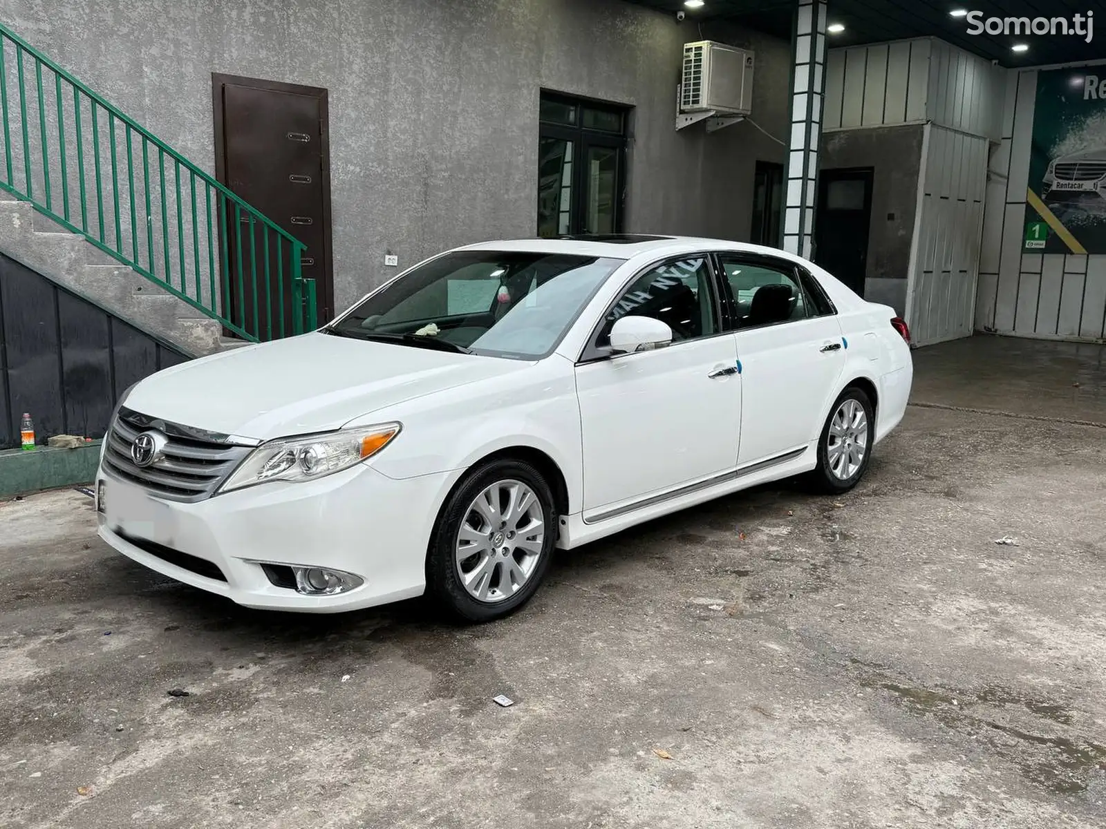 Toyota Avalon, 2011-3