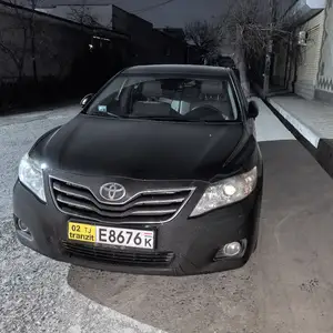 Toyota Camry, 2010