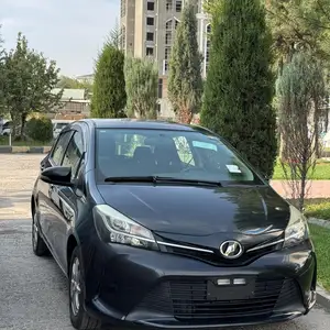 Toyota Vitz, 2015