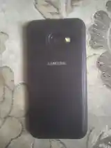 Samsung Galaxy А3, 2017-3