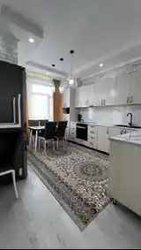 3-комн. квартира, 13 этаж, 67м², Голубой Экран-7