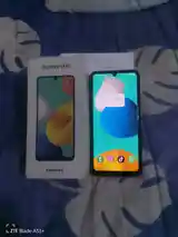 Samsung Galaxy м. 32-4