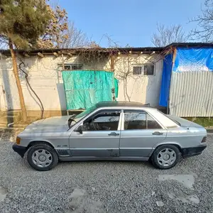 Mercedes-Benz W124, 1993