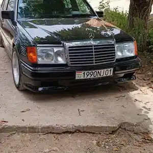 Mercedes-Benz E class, 1992