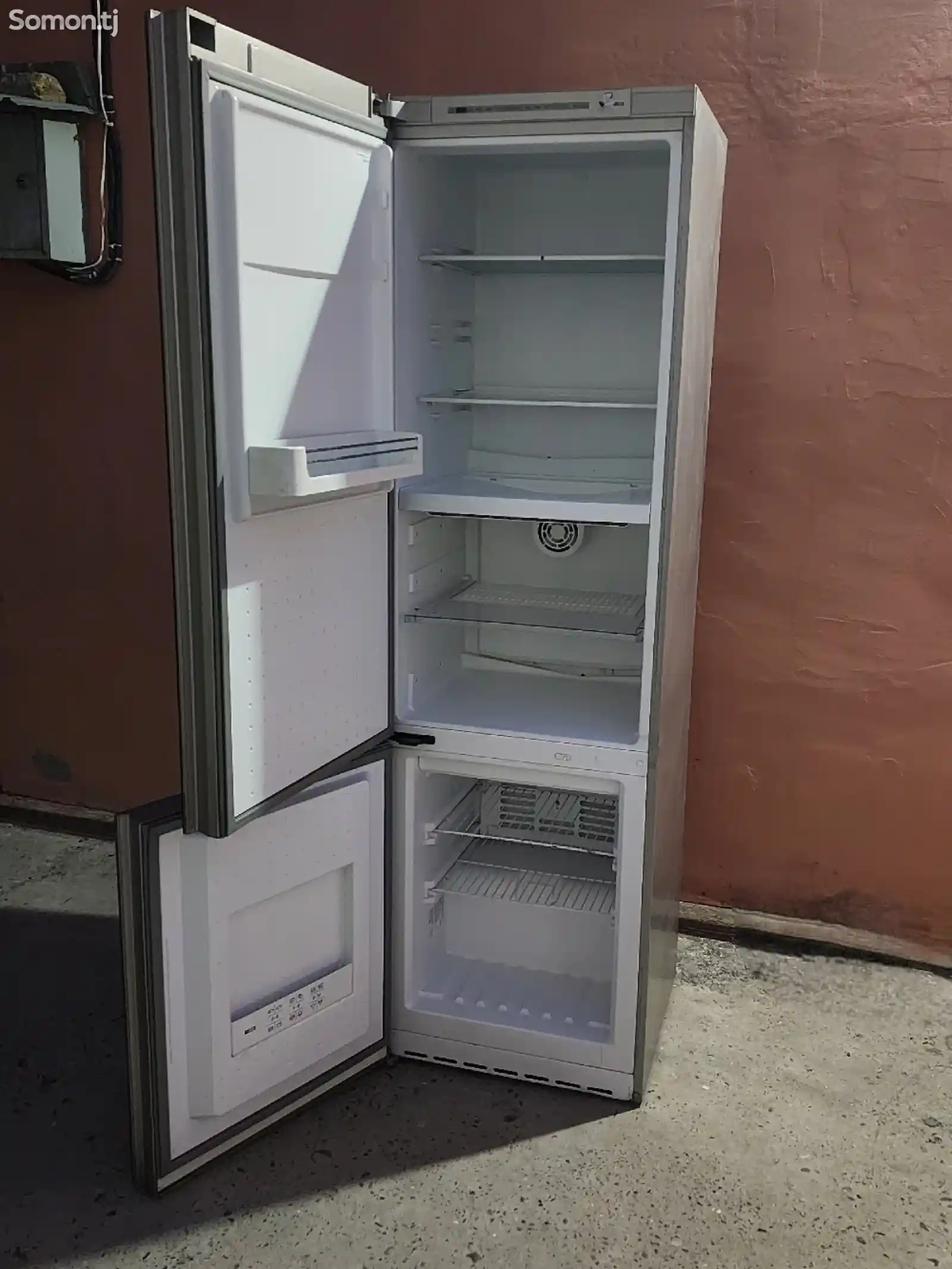 Холодильник Siemens-3