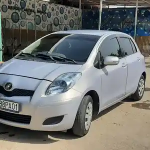 Toyota Vitz, 2010