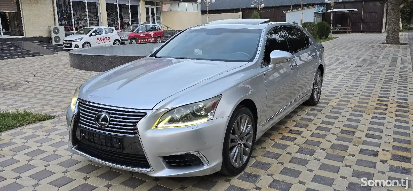 Lexus LS series, 2014-4