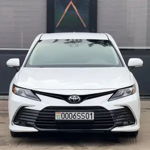 Toyota Camry, 2020