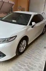 Toyota Camry, 2018-5