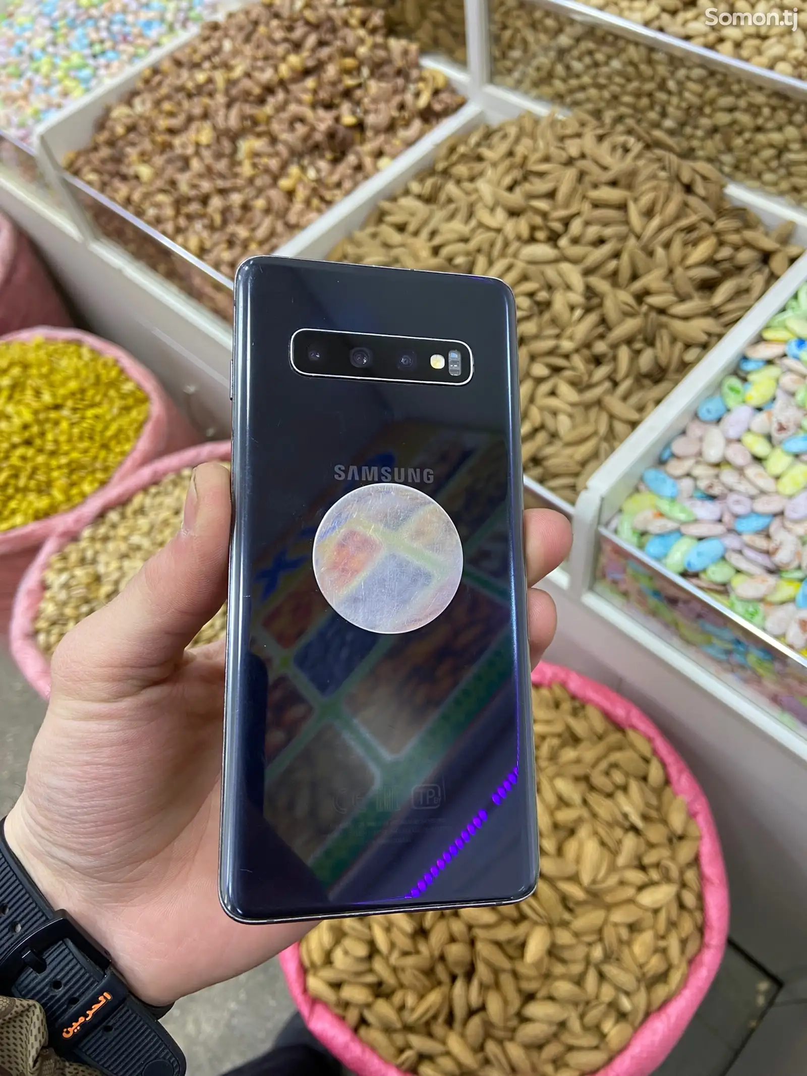 Samsung Galaxy S10-1