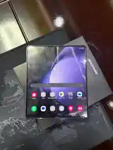 Samsung Galaxy Z Fold 5-2