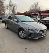 Hyundai Elantra, 2017-2