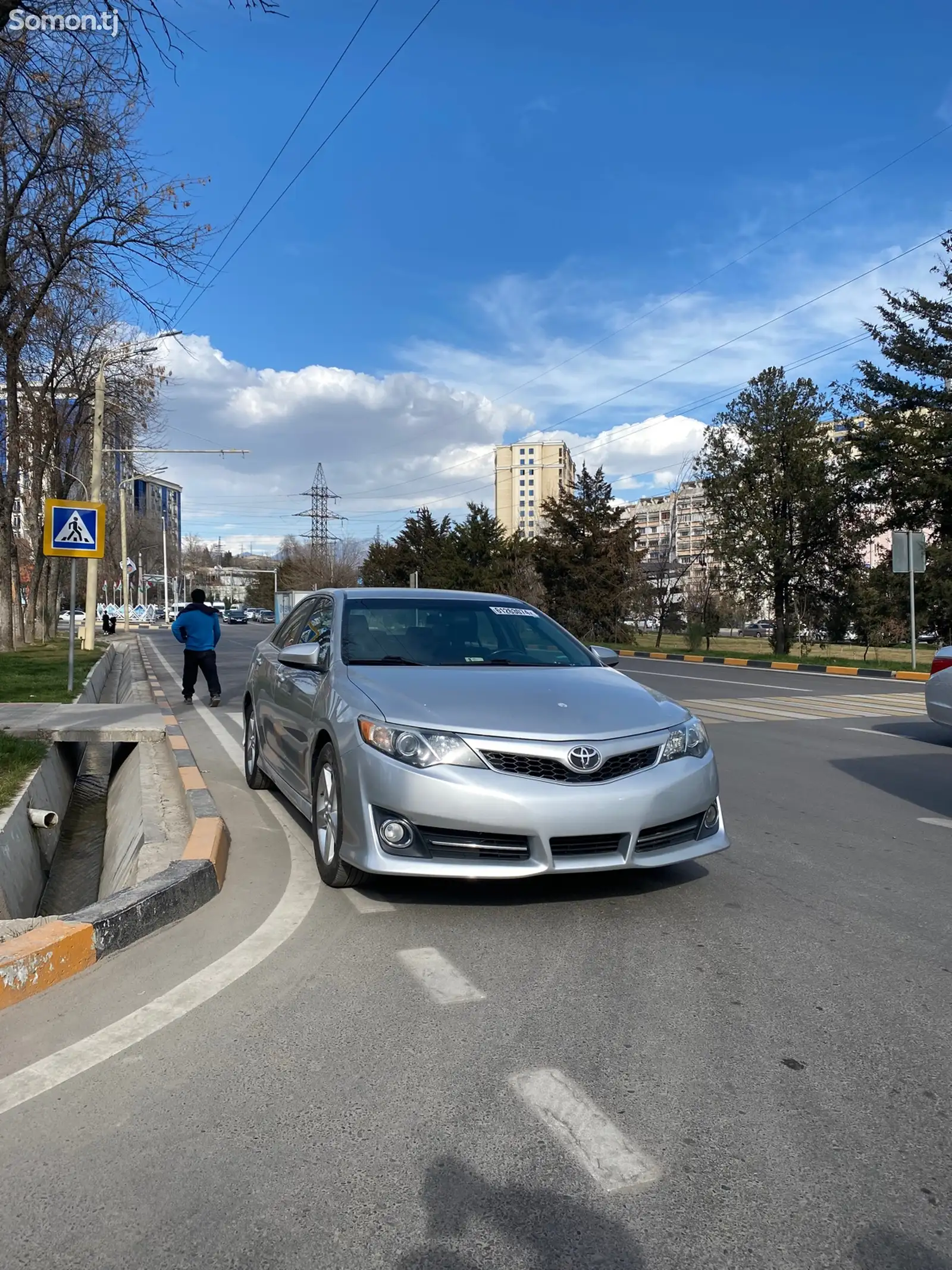 Toyota Camry, 2014-1