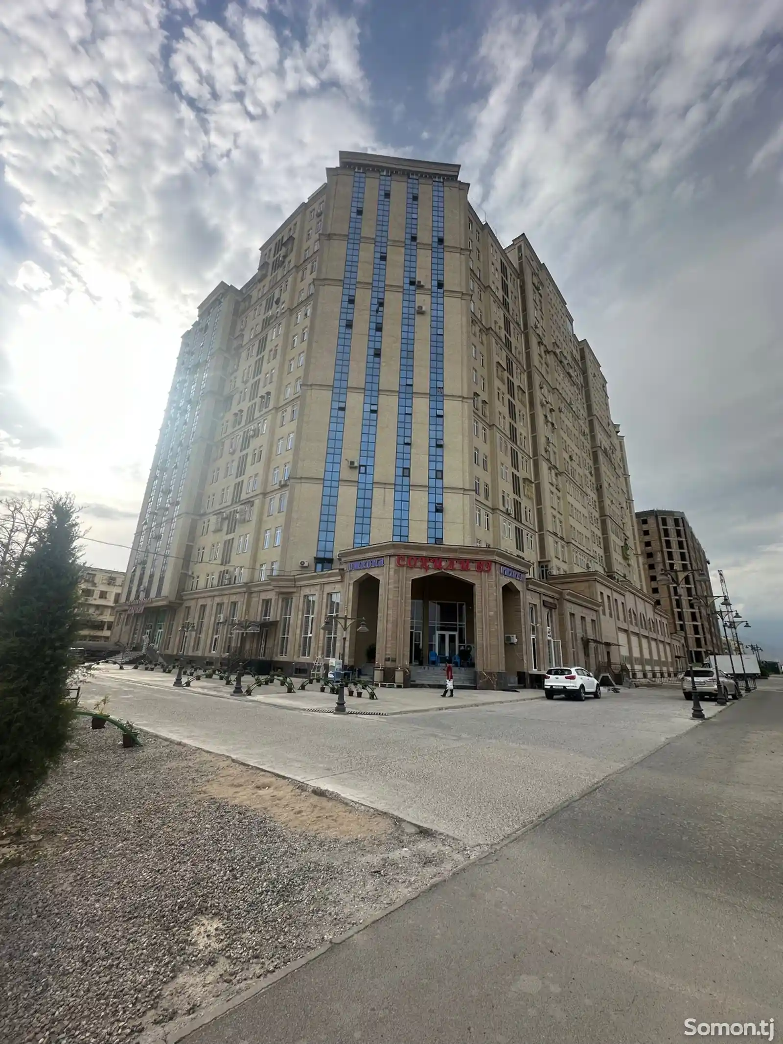 2-комн. квартира, 11 этаж, 80 м², Фирдавси-1