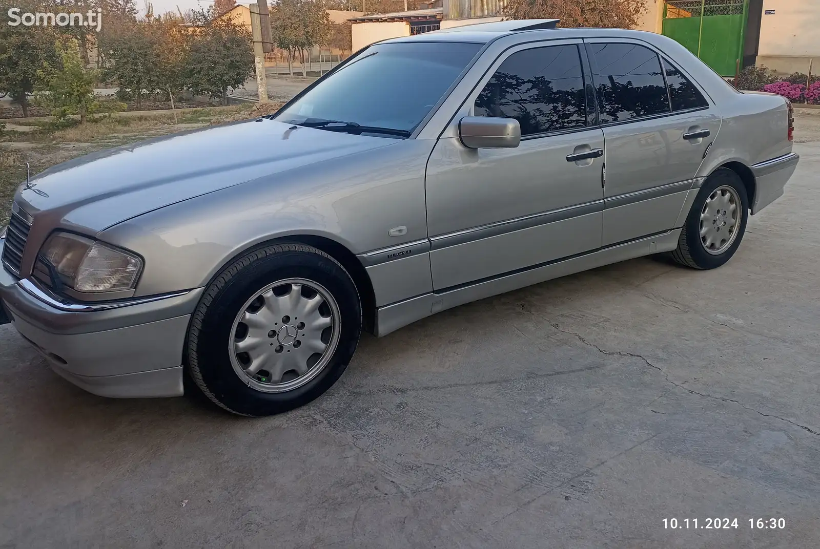 Mercedes-Benz C class, 2000-1