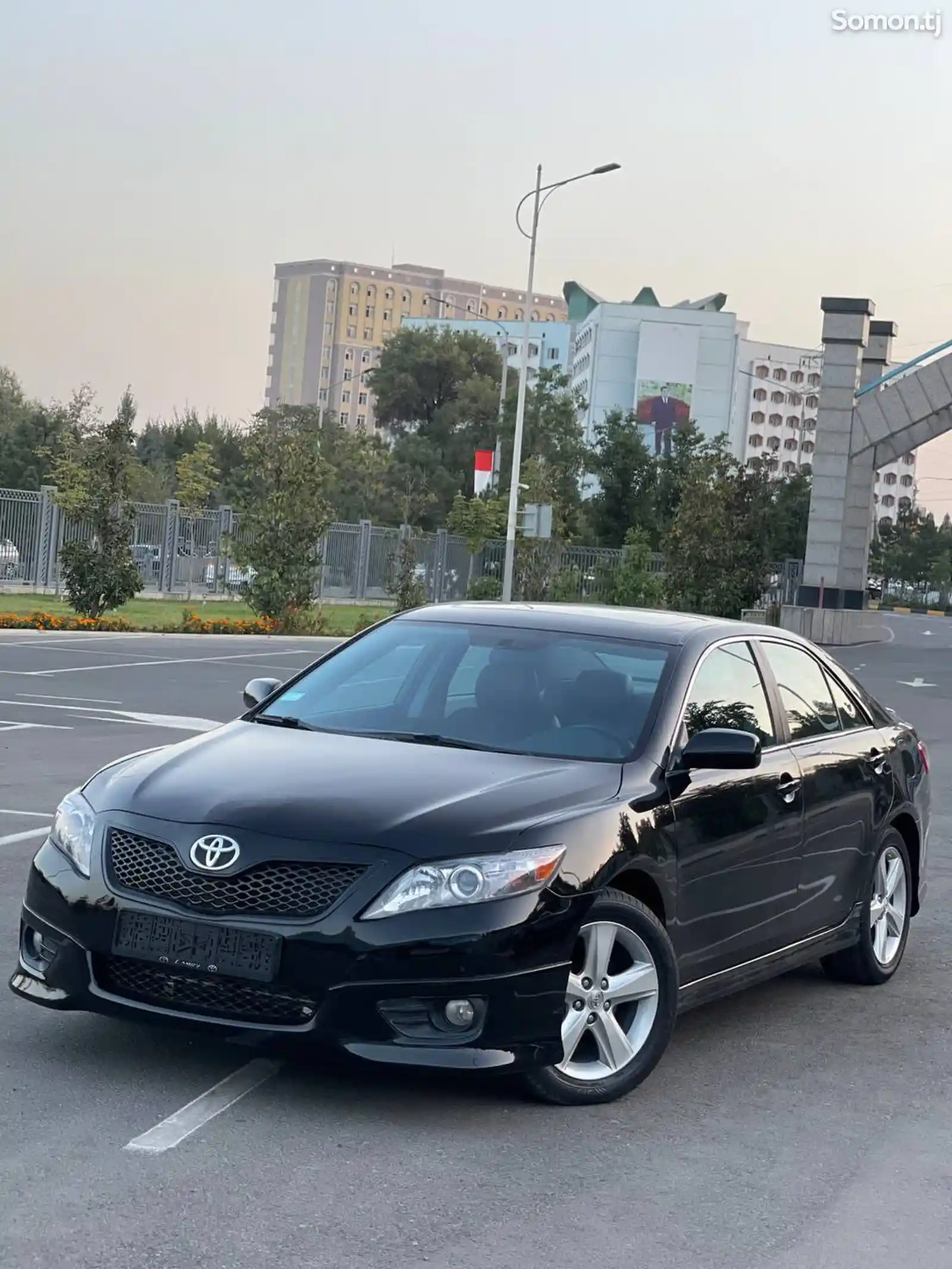 Toyota Camry, 2010-1