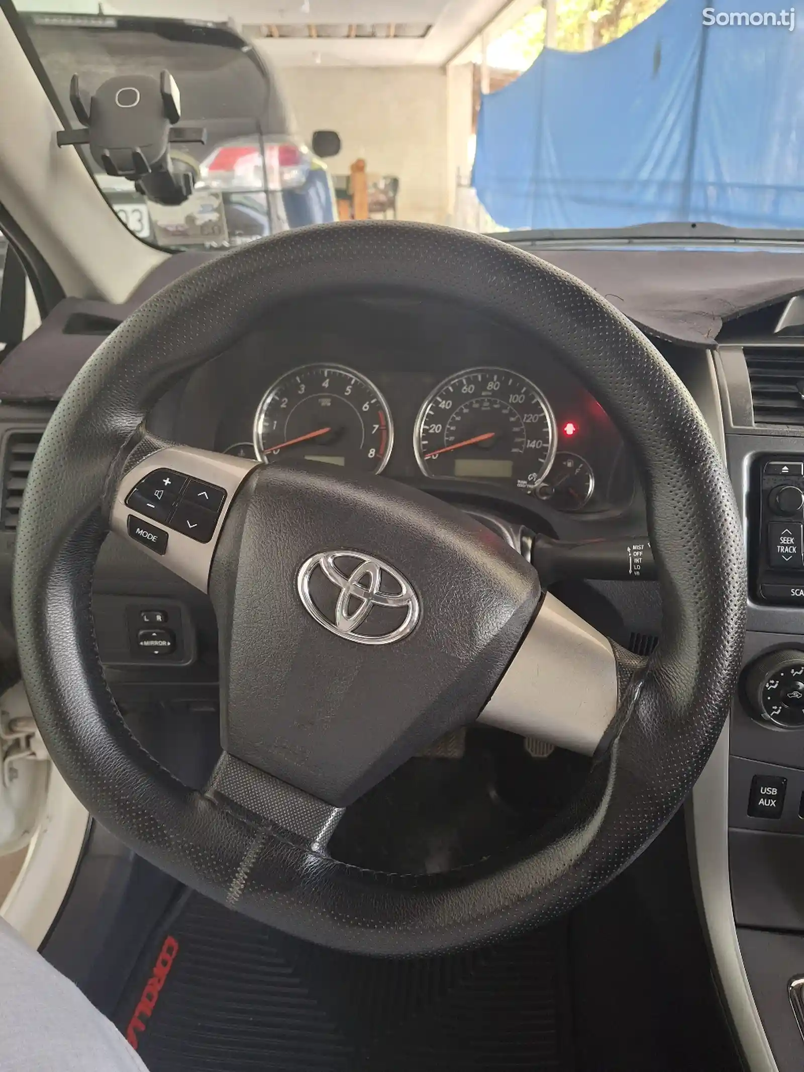 Toyota Corolla, 2013-10