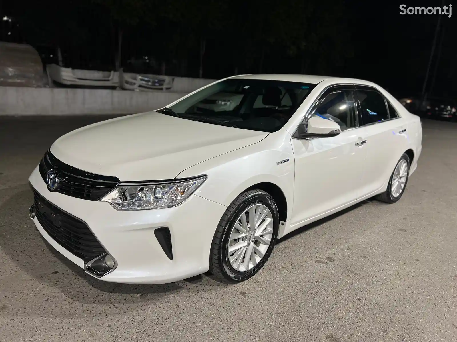 Toyota Camry, 2016-11