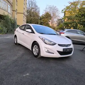 Hyundai Avante, 2015