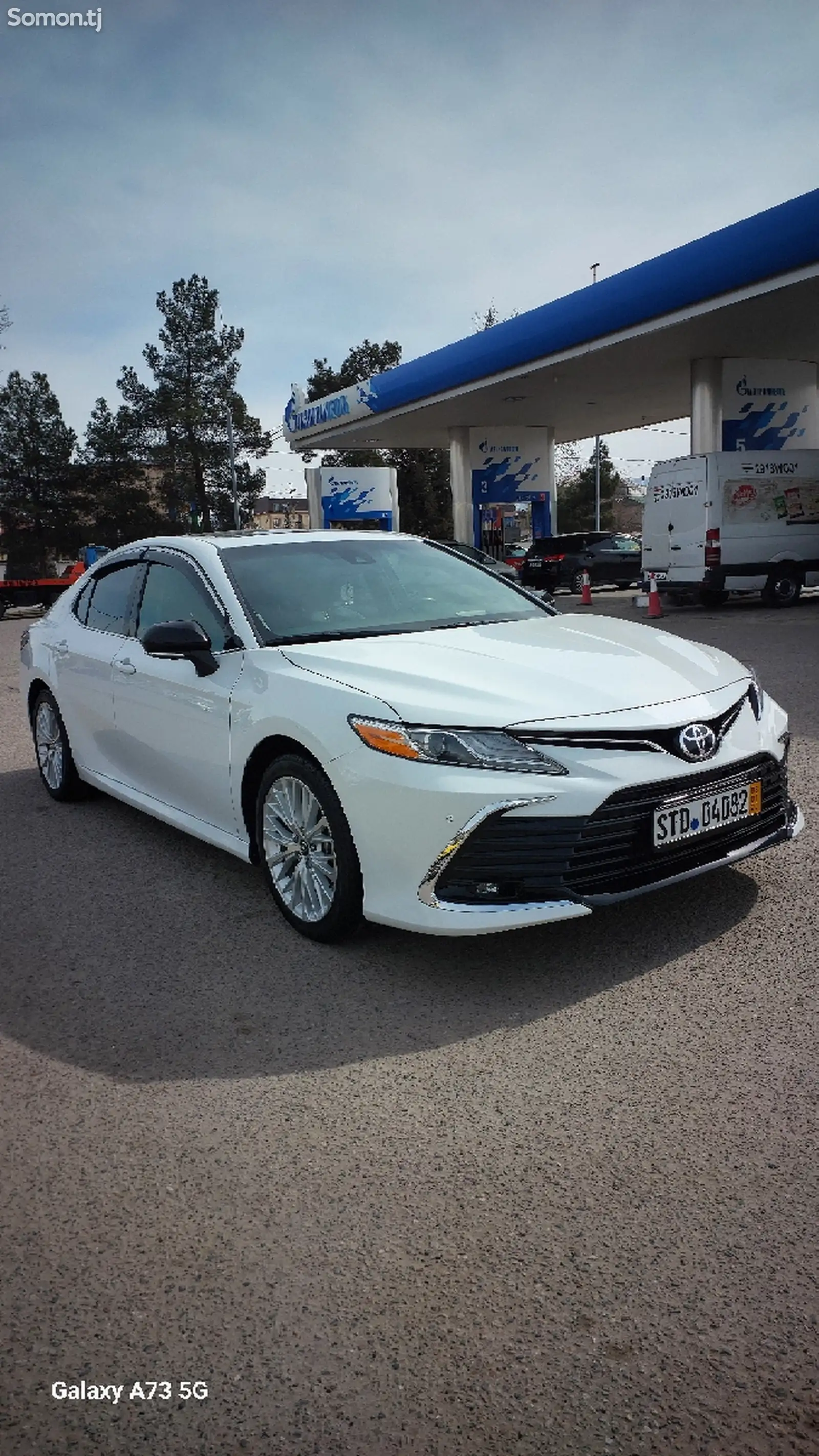 Toyota Camry, 2019-1