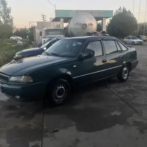 Daewoo Nexia, 1996