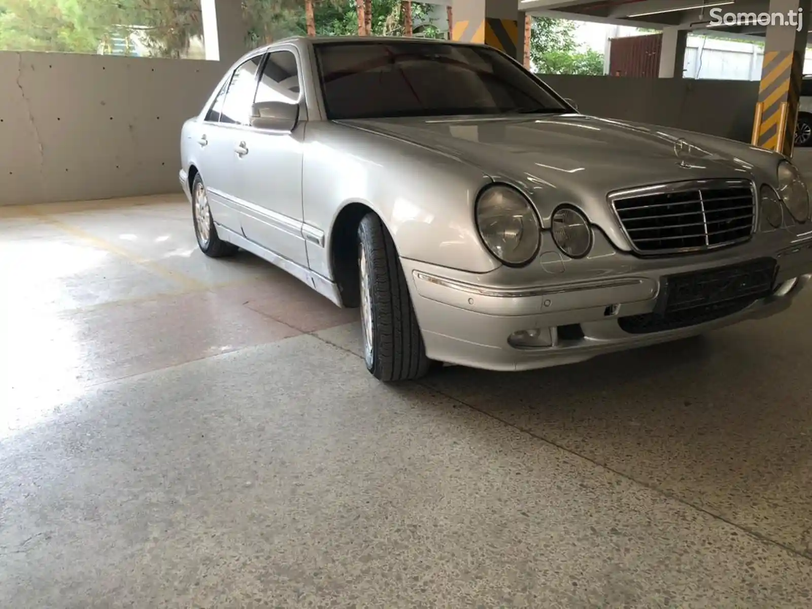 Mercedes-Benz E class, 2001-3